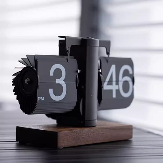 Mechanical Page Turning Clock Desktop